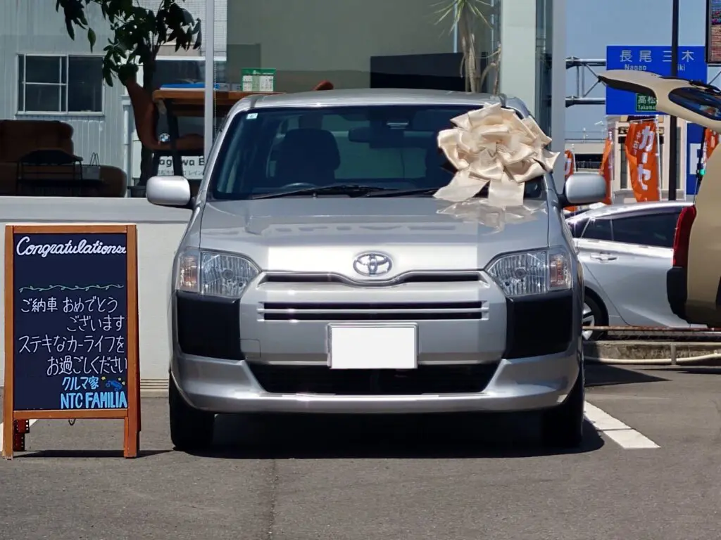 香川県 N様 サクシード( シルバーマイカメタリック)納車させていただき